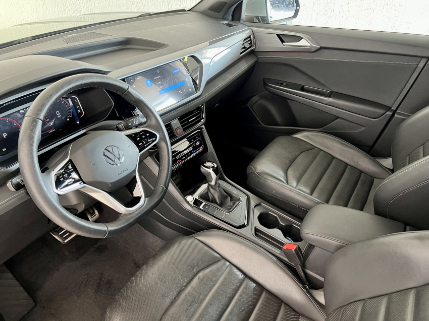 Volkswagen TAOS 1.4 250 TSI TOTAL FLEX HIGHLINE AUTOMÁTICO 14