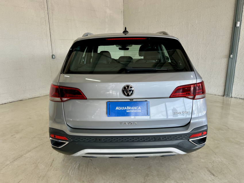 Volkswagen TAOS 1.4 250 TSI TOTAL FLEX HIGHLINE AUTOMÁTICO 8