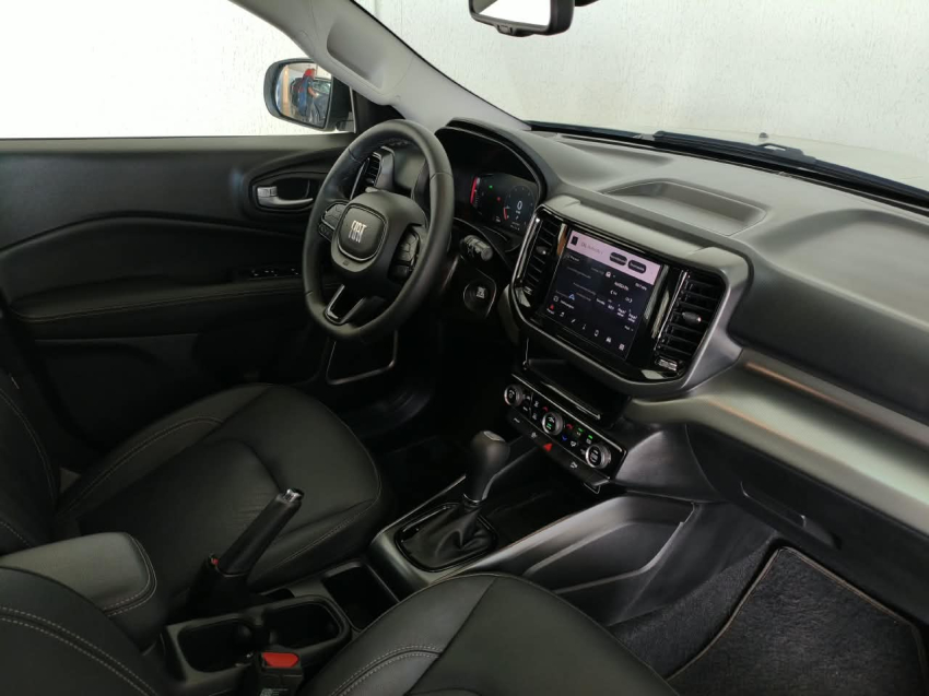 Fiat TORO 1.3 TURBO 270 FLEX VOLCANO AT6 13