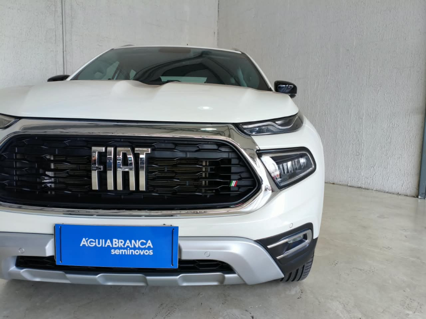 Fiat TORO 1.3 TURBO 270 FLEX VOLCANO AT6 4