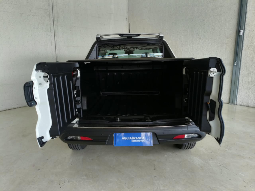 Fiat TORO 1.3 TURBO 270 FLEX VOLCANO AT6 11