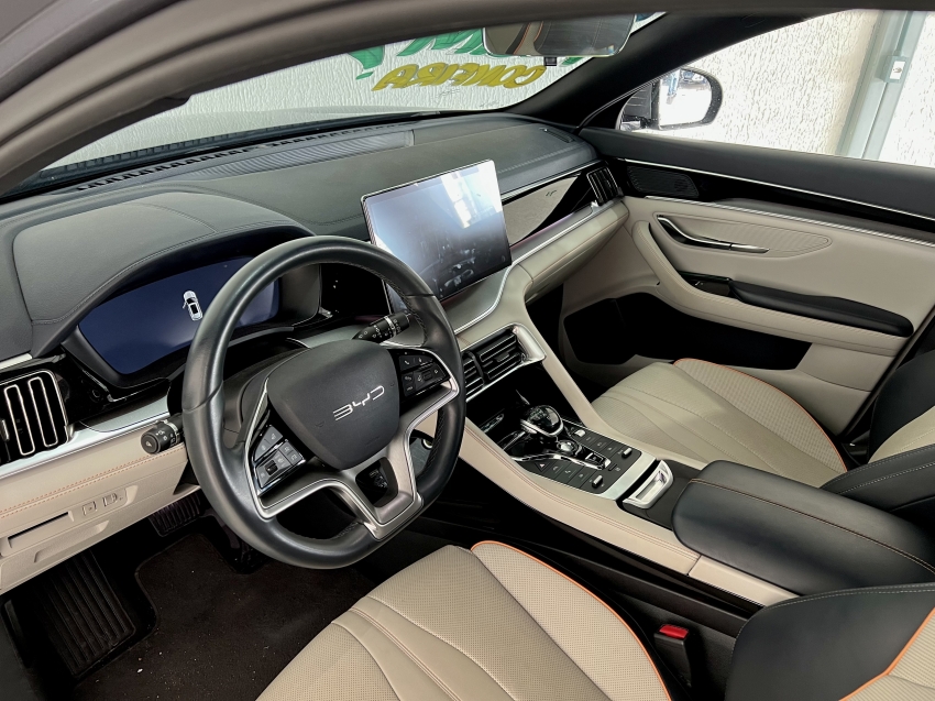 BYD SONG PLUS 1.5 DM-I HÍBRIDO AUTOMÁTICO 14