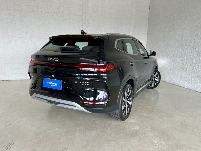 BYD SONG PLUS 1.5 DM-I HÍBRIDO AUTOMÁTICO 10