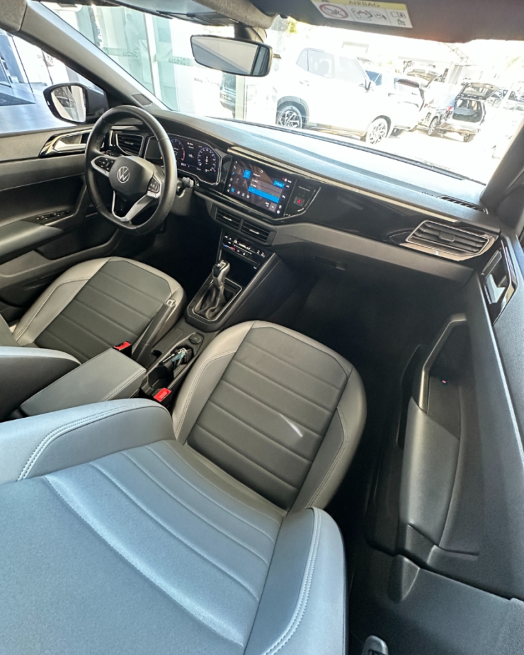 nivus highline 1.0 200 tsi flex automatico 20233