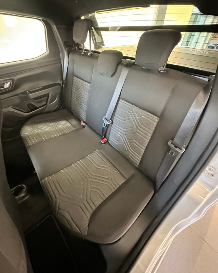 strada volcano 1.3 flex 8v cd automatico 20256