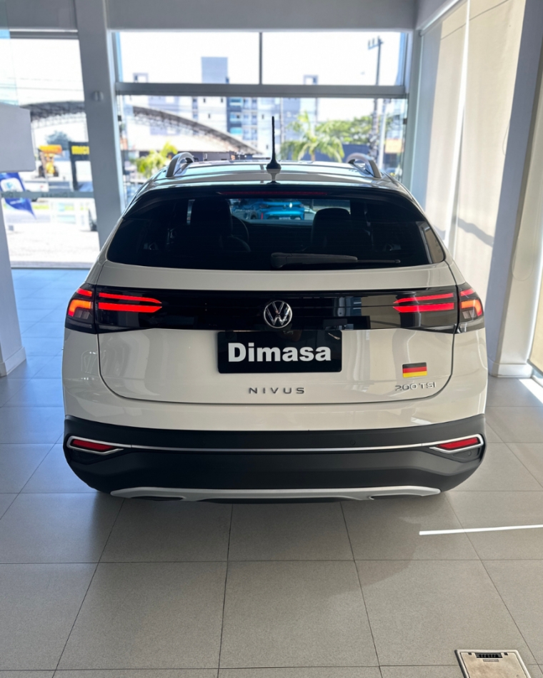 nivus highline 1.0 200 tsi flex automatico 202310