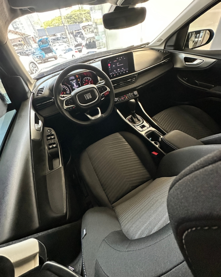 fastback audace 1.0 200 t flex automatico 20243