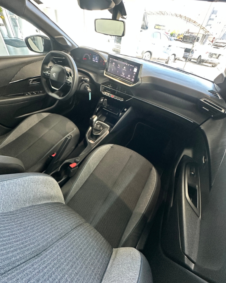 208 style 1.0 flex 6v manual 20243