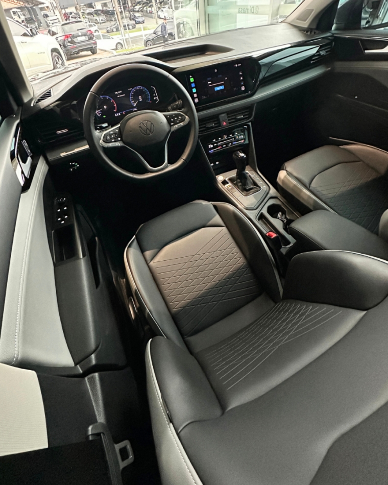 taos comfortline 250 tsi 1.4 flex automatico 20254
