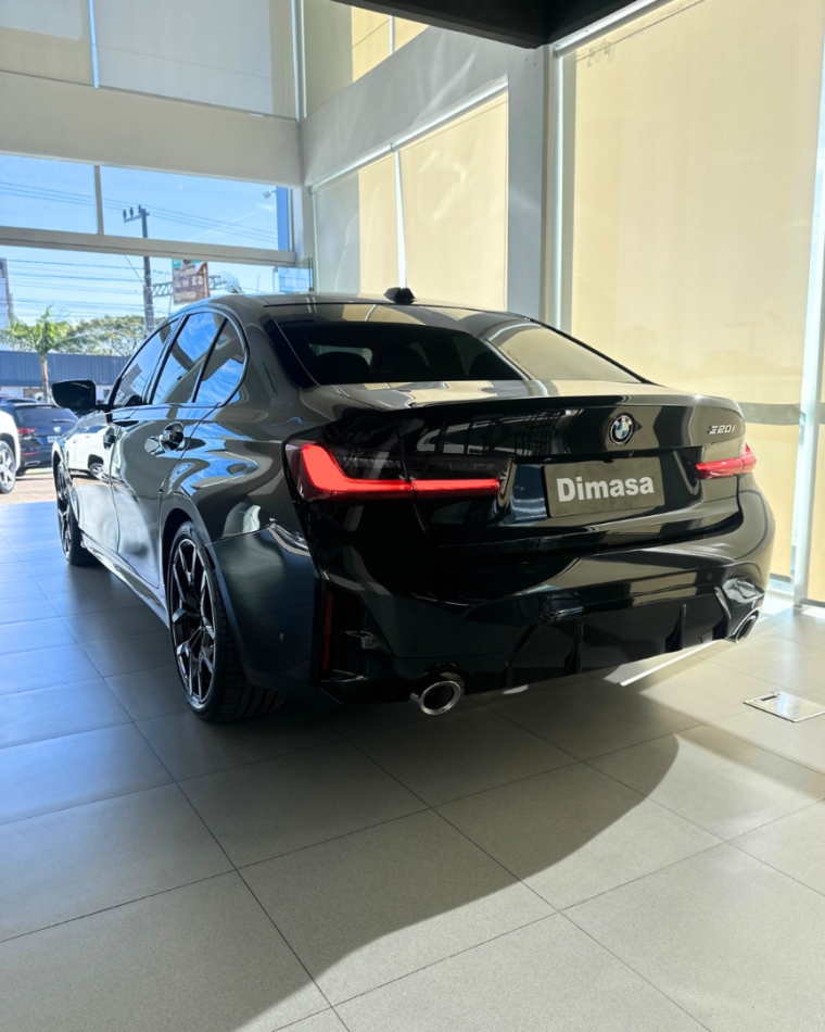 bmw 320i 2.0 twinpower turbo flex m sport automatico 202614