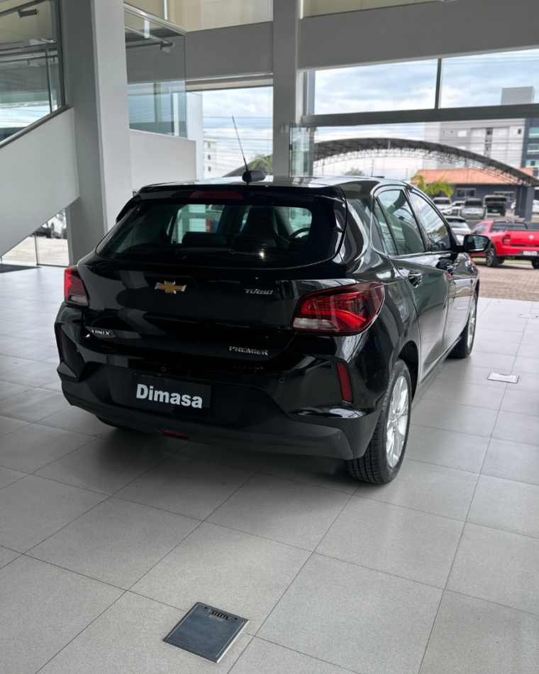 onix hatch premier 1.0 turbo flex 12v automatico 20208