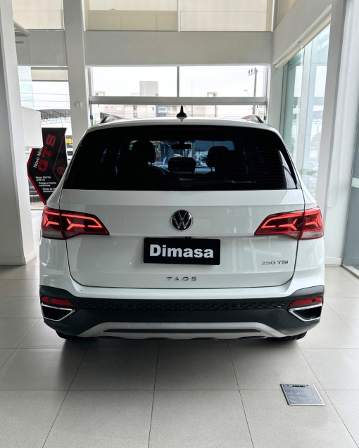 taos comfortline 1.4 250 tsi flex automatico 202211