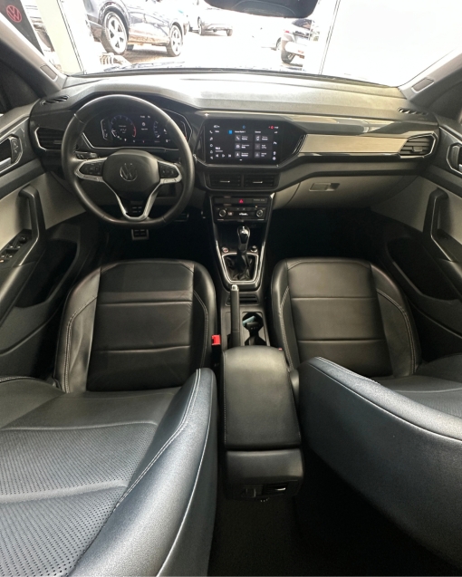 VOLKSWAGEN T-CROSS HIGHLINE 250 TSI 1.4 TURBO 20225