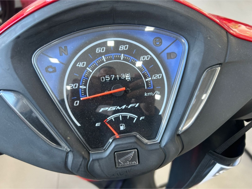honda biz 110i vermelha7