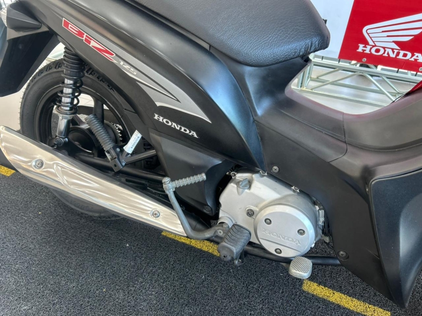 honda biz 125 ex2