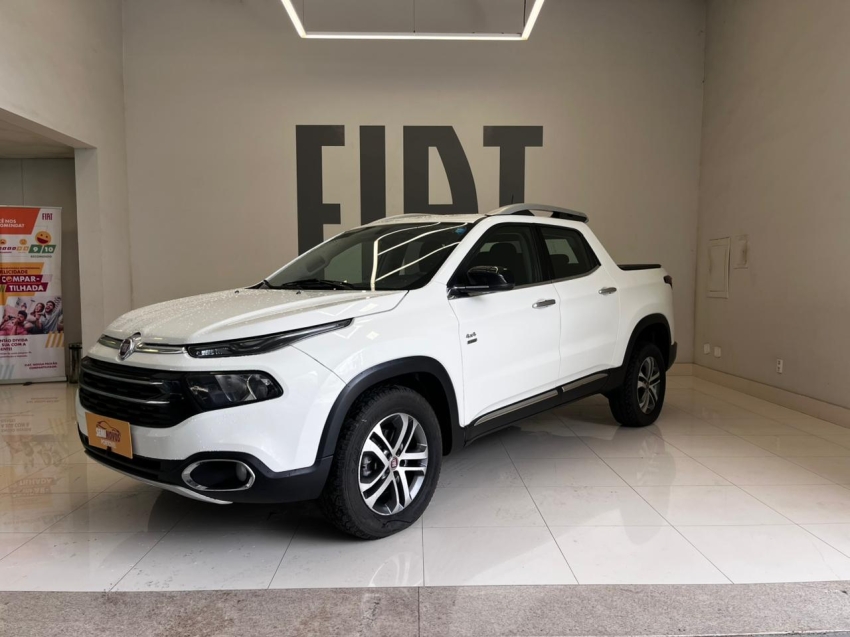 fiat toro 2.0 16v turbo diesel volcano 4wd at9 4p automatico 2017