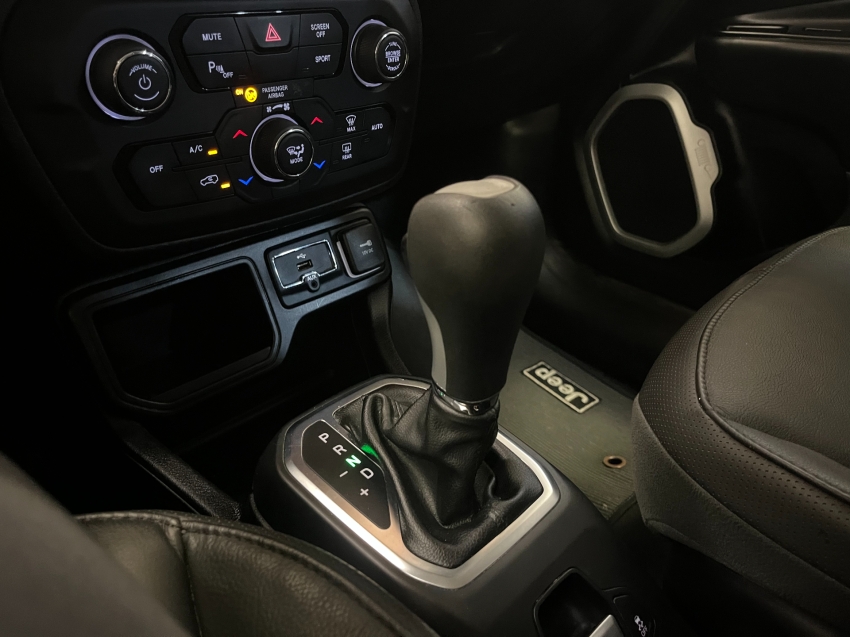 jeep renegade 1.8 16v flex 4p automatico 20198
