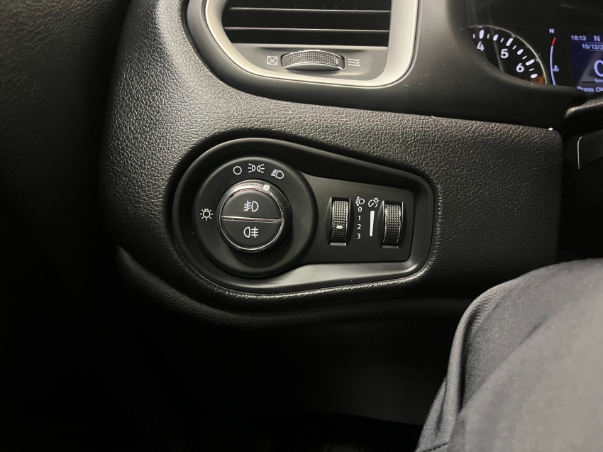 jeep renegade 1.8 16v flex 4p automatico 20196