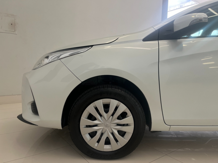 toyota yaris 1.5 16v flex sedan xl live multidrive 4p automatico 20232