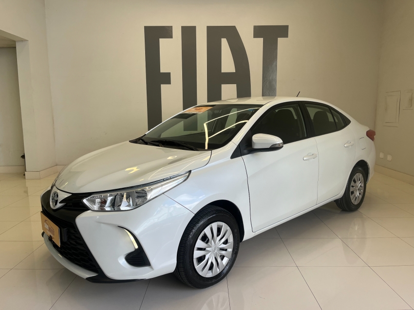 toyota yaris 1.5 16v flex sedan xl live multidrive 4p automatico 2023