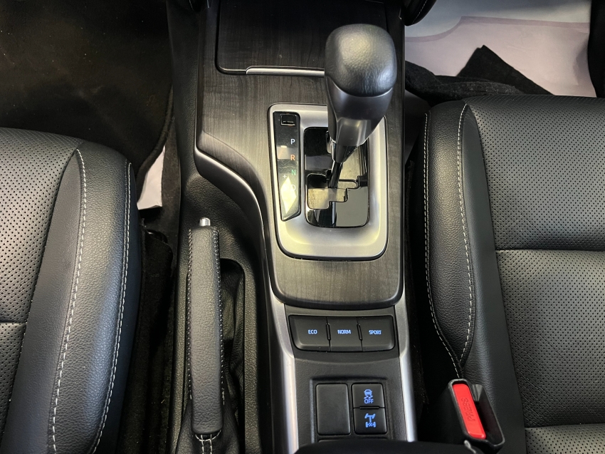 toyota hilux 2.8 d-4d turbo diesel cd srx 4x4 automatico 4p 20227