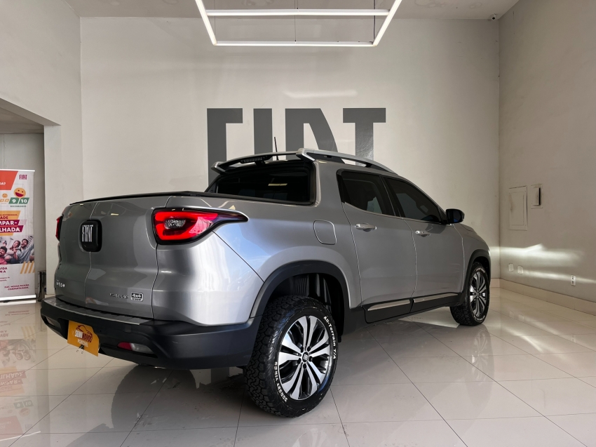 fiat toro 2.0 16v turbo diesel volcano 4wd at9 4p automatico 20227