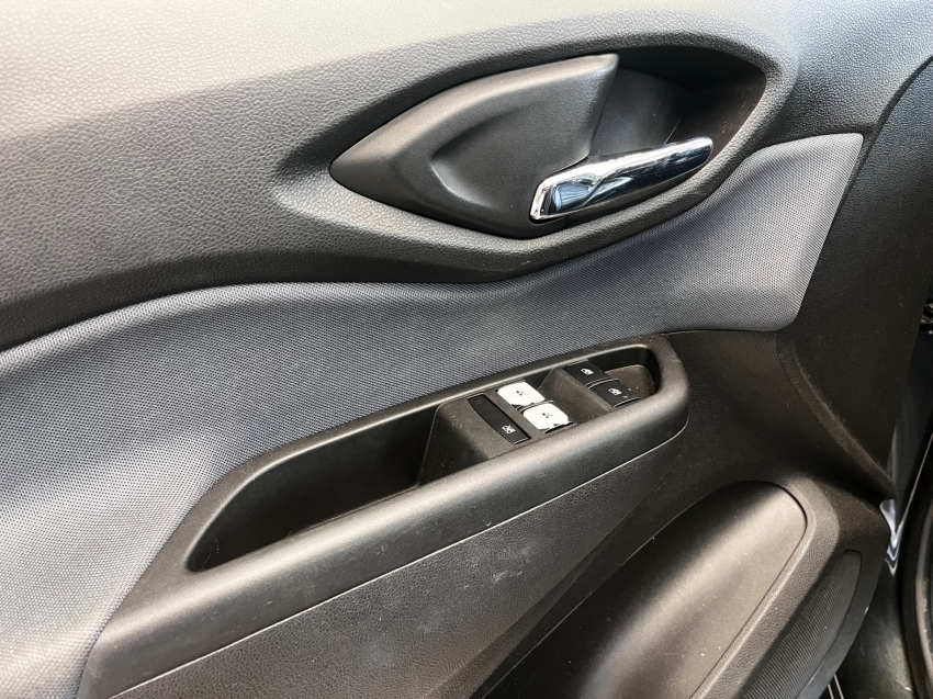 chevrolet onix 1.4 mpfi ltz 8v flex 4p manual automatico 20197
