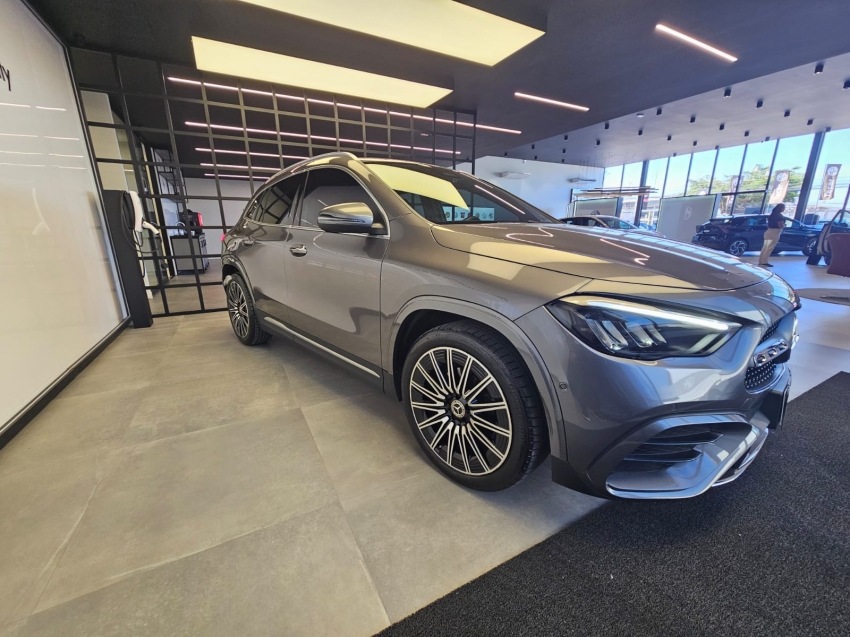 mercedes-benz gla amg line 2024/2025 -hybrid - oportunidade unica4