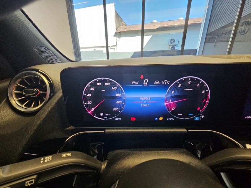 mercedes-benz gla amg line 2024/2025 -hybrid - oportunidade unica7