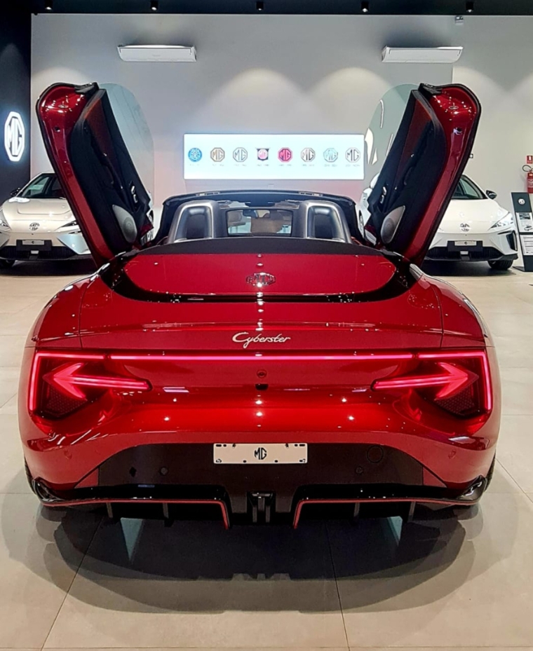 mg cyberster awd 2026/27 | roadster eletrico tracao integral 0 km3
