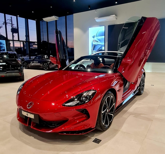 mg cyberster awd 2026/27 | roadster eletrico tracao integral 0 km