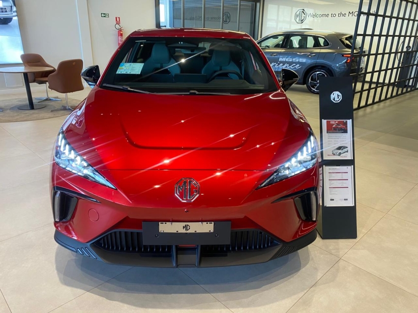 mg4 xpower 2026/2027 435cv awd eletrico 0-100 em 3,8s5