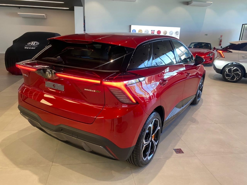 mg4 xpower 2026/2027 435cv awd eletrico 0-100 em 3,8s3