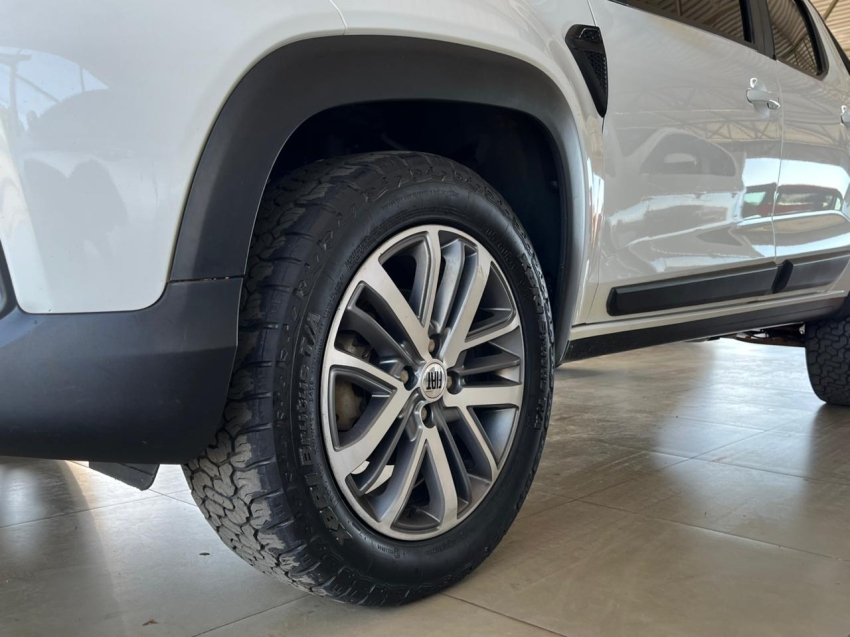fiat strada 1.3 firefly flex volcano cd cvt 4p automatico 20257