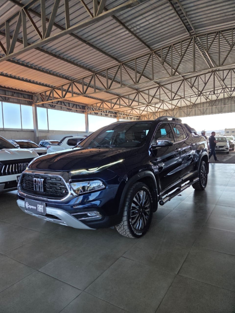 fiat toro 2.0 16v turbo diesel ranch 4wd at9 4p automatico 2025