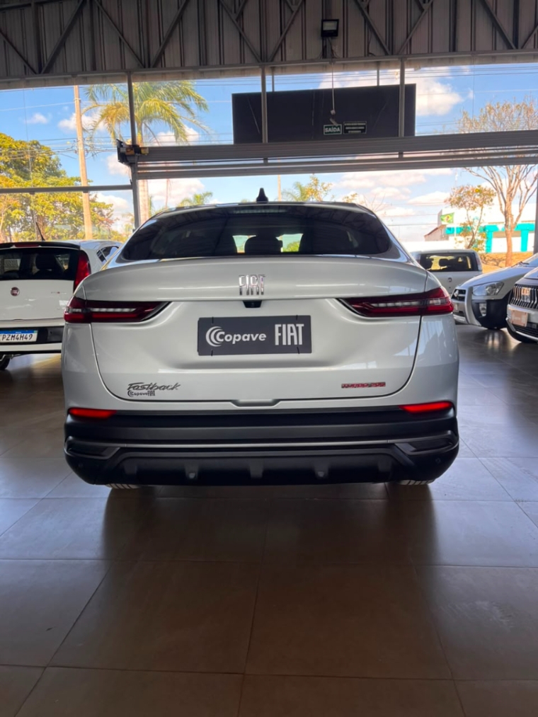 fiat fastback 1.0 turbo 200 flex audace cvt 4p automatico 202510