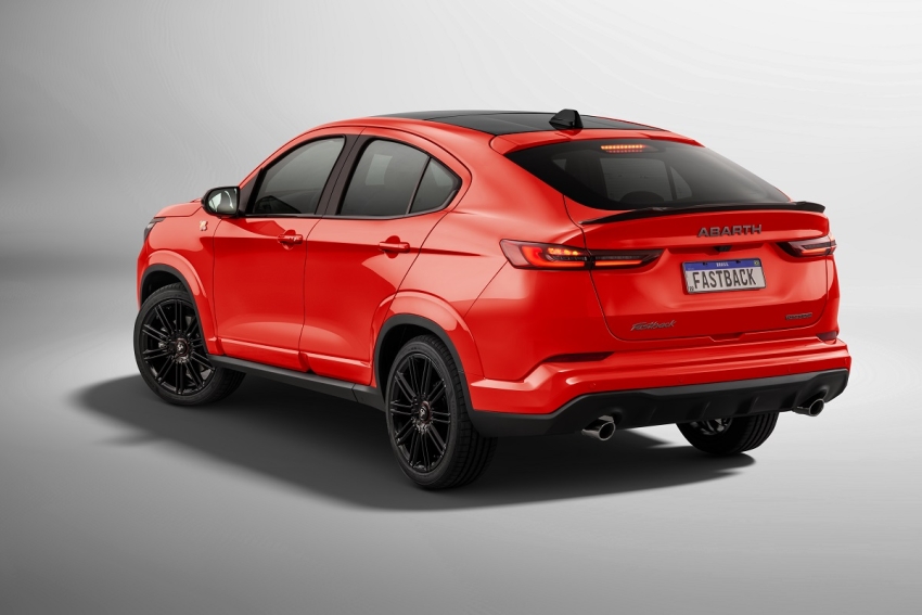 fiat fastback 1.3 turbo 270 flex abarth at6 4p automatico 202717