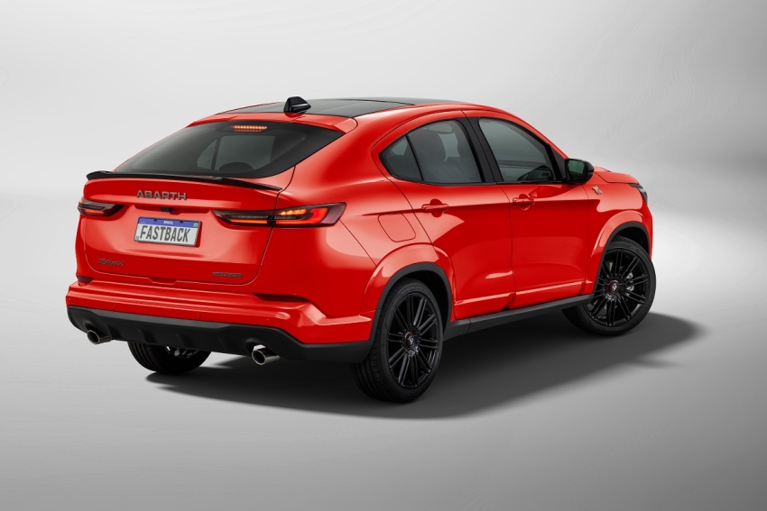 fiat fastback 1.3 turbo 270 flex abarth at6 4p automatico 202715