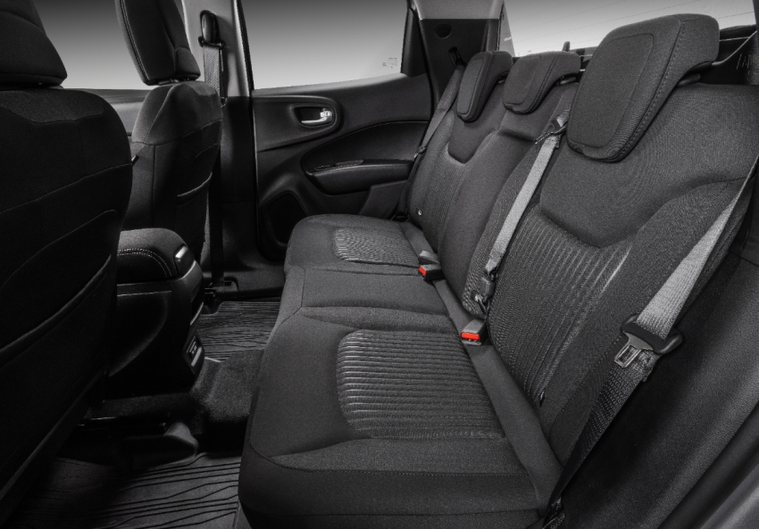fiat toro 1.3 turbo 270 flex freedom at6 4p automatico 202710