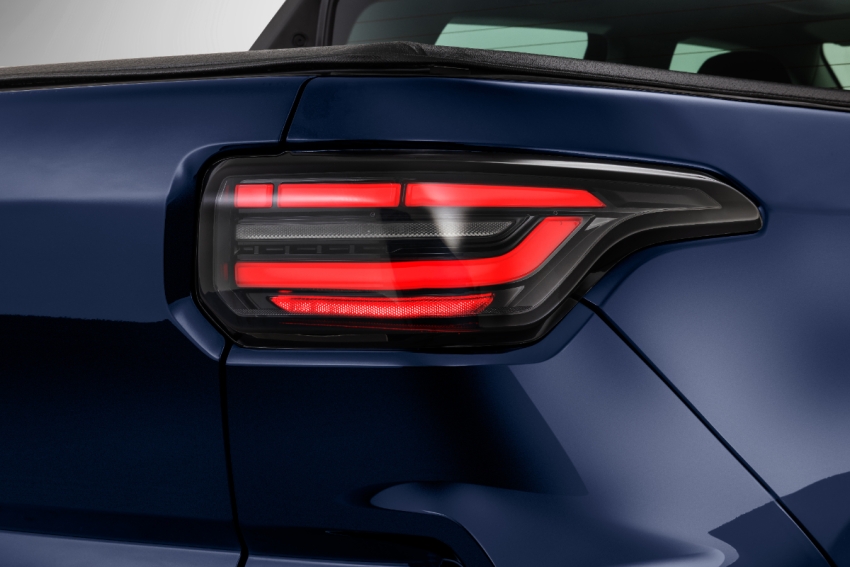 fiat toro 1.3 turbo 270 hybrid volcano at6 hibrido 4p automatico 202710
