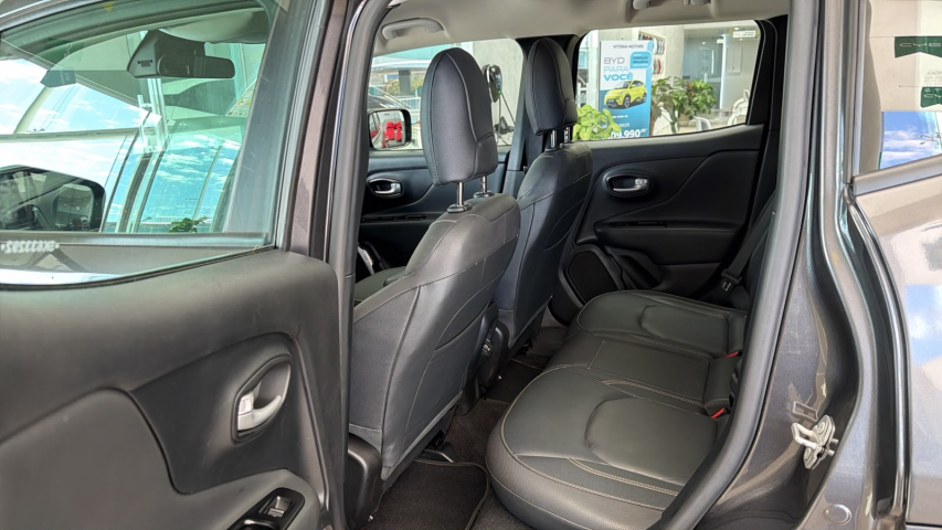 JEEP RENEGADE 1.3 T270 TURBO FLEX LONGITUDE AT6 14