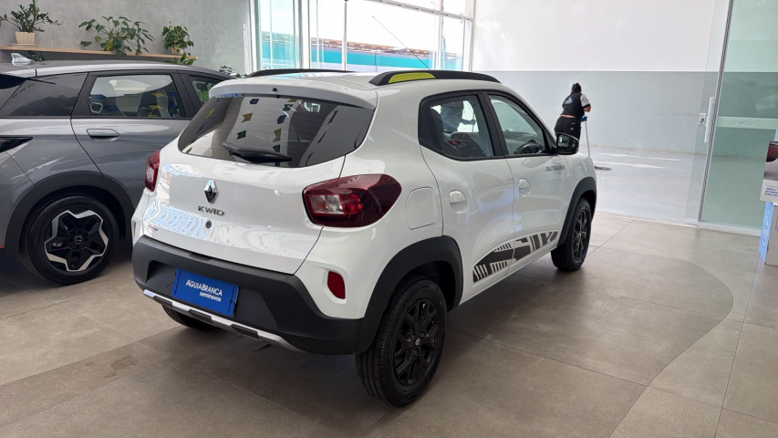Renault KWID 1.0 12V SCE FLEX OUTSIDER MANUAL 7