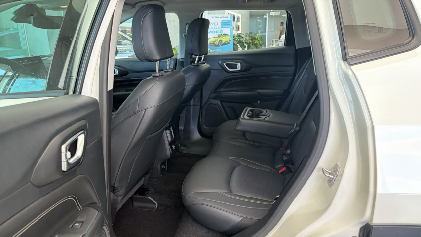 JEEP COMPASS 1.3 T270 TURBO FLEX LONGITUDE AT6 15