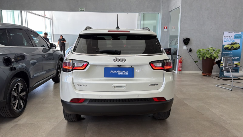 JEEP COMPASS 1.3 T270 TURBO FLEX LONGITUDE AT6 7
