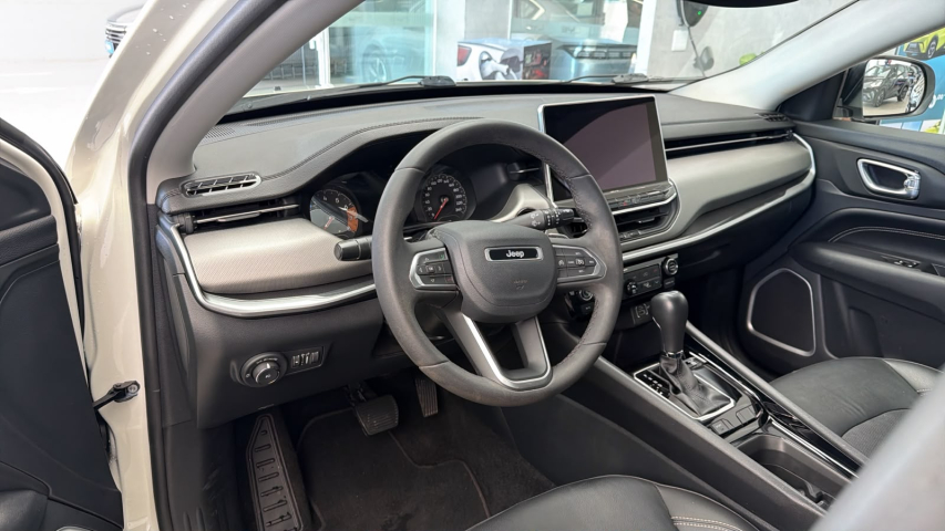 JEEP COMPASS 1.3 T270 TURBO FLEX LONGITUDE AT6 12