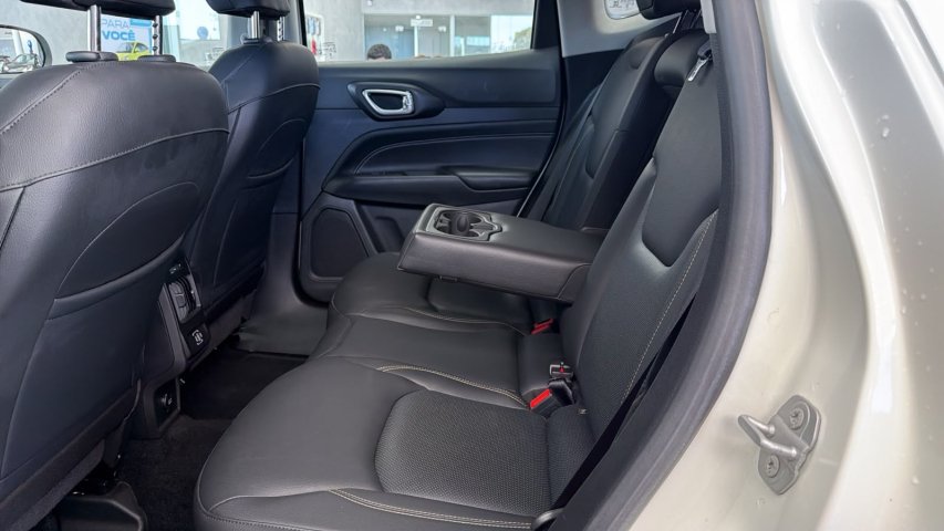 JEEP COMPASS 1.3 T270 TURBO FLEX LONGITUDE AT6 16