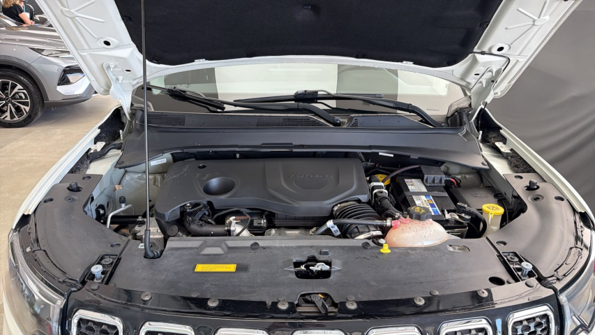 JEEP COMPASS 1.3 T270 TURBO FLEX LONGITUDE AT6 5
