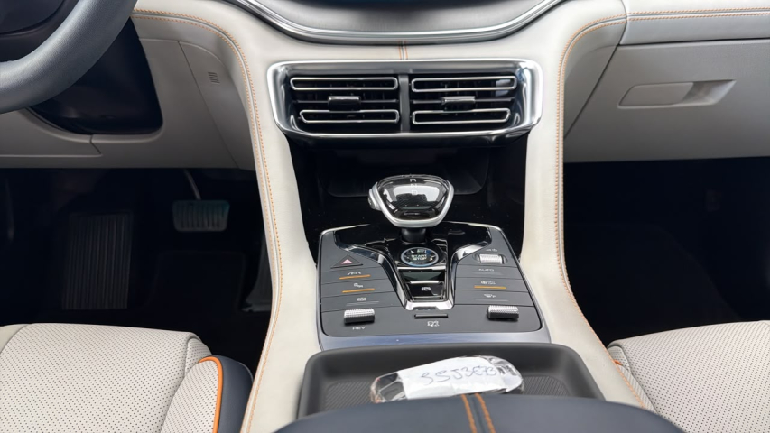 BYD SONG PLUS 1.5 DM-I HÍBRIDO AUTOMÁTICO 14