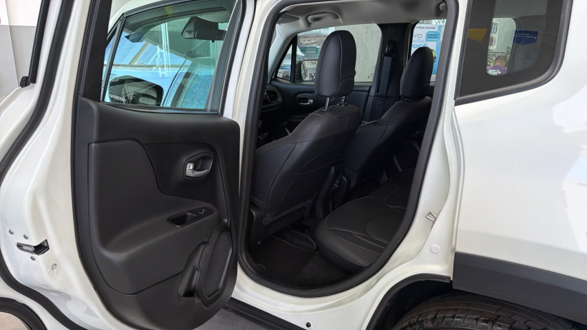 JEEP RENEGADE 1.3 T270 TURBO FLEX LONGITUDE AT6 14