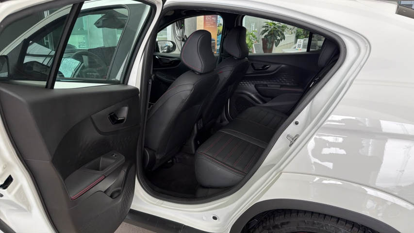 Fiat FASTBACK 1.3 TURBO 270 FLEX ABARTH AT6 18